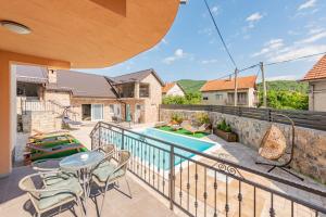 Πισίνα στο ή κοντά στο Apartman Toni