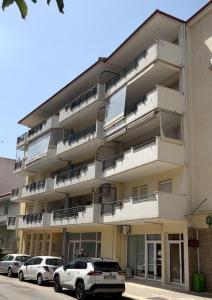 Foto dalla galleria di Iria Apartment a Poligiros