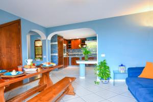 Khu vực ghế ngồi tại Villa dei limoni