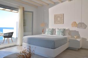 Fotografie z fotogalerie ubytování Mythology Villas & Suites v destinaci Stelida + 37 fotografií