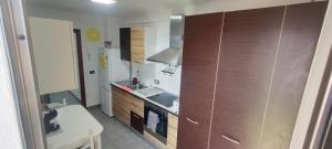 Una cocina o zona de cocina en CASA JOSE "Acogedor Apartamento cerca de la playa"