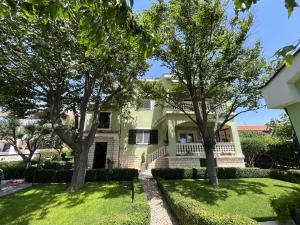 Zahrada ubytování Apartman Adrijan
