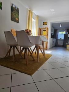 Kuchyň nebo kuchyňský kout v ubytování Ferienwohnung - Hitzacker - Tießau