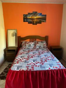 Ένα ή περισσότερα κρεβάτια σε δωμάτιο στο Sítio Ramos +56 φωτογραφίες