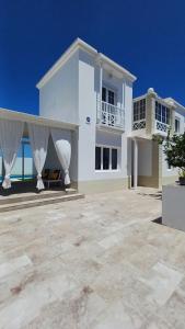 Το κτήριο όπου στεγάζεται  η βίλα