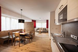Köök või kööginurk majutusasutuses Appartements Hubenhof