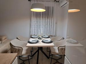 Fotografie z fotogalerie ubytování Apartmani Kolaković v destinaci Aranđelovac + 19 fotografií