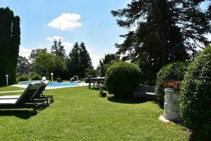 Bazén v ubytovaní Hideaway Sandlehen alebo v jeho blízkosti