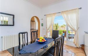 Fotografie z fotogalerie ubytování 3 Bedroom Gorgeous Home In Cala Bona v destinaci Cala Bona
