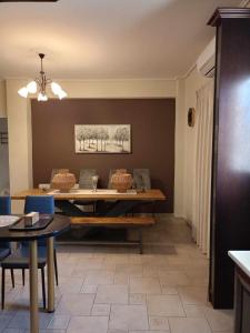 Posezení v ubytování Comfortable apartment in Kiato + 2 fotografie