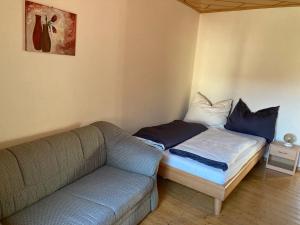 Ferienwohnung Zur Lainsitzbrücke的休息区