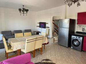 Kuchyň nebo kuchyňský kout v ubytování Twin House in Amwaj Sidi Abdel-Rahman - Beach & Pool Passes Included!