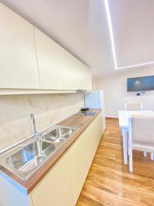 Foto dalla galleria di Flors Apartments a Durrës