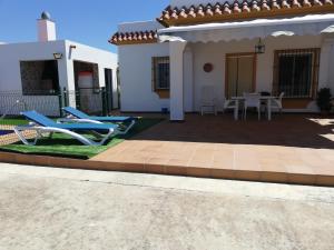 Gallery image of Chalet Casa Paqui solo familias o parejas in Conil de la Frontera