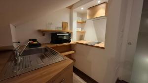 Kuchyň nebo kuchyňský kout v ubytování Casa Zignon - Vezzano