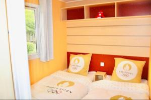 Imagen de la galería de Mobil Home Cosy, en Saint-Chéron