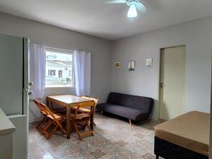 Χώρος καθιστικού στο MarBelo Bertioga Apartamentos e Suítes