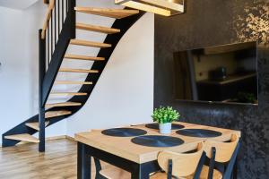 Fotografie z fotogalerie ubytování Aparthouse Cliff by Orka 150 m beach and sea v destinaci Trzęsacz