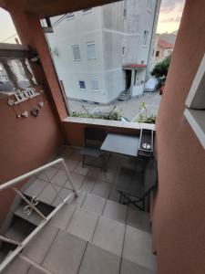 Balkón alebo terasa v ubytovaní Studio apartman Diklo
