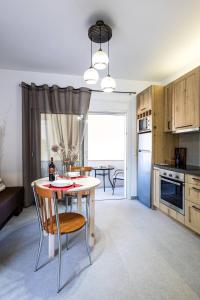 Φωτογραφία από το άλμπουμ του Ellies Secret Nest - 1bd 3pl στο Σπήλι