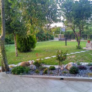 Zahrada ubytování Fanis Apartments