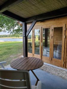 Rouffignac Saint-CerninにあるCabane du lacのギャラリーの写真