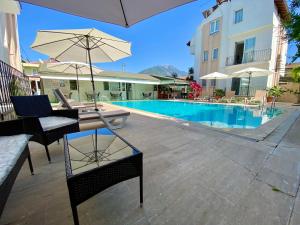 Bazén v ubytování Cam Hotel nebo v jeho okolí
