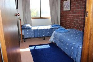 Commodore 2 2-18 Basham Rd Port Elliot - Linen Included客房内的一张或多张床位