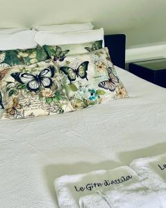 Letto o letti in una camera di La Maison Attila en Ardennes