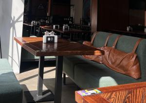 Istumisnurk majutusasutuses Baza Smart Hotel