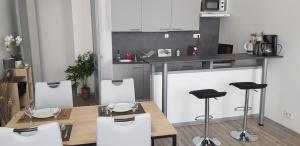 Φωτογραφία από το άλμπουμ του Cosy 4 minutes à pieds du centre historique avec parking σε Montlucon