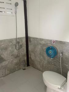 Ein Badezimmer in der Unterkunft Sairee View Resort