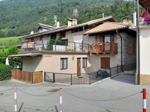 Nespecifikovaný výhled na hory nebo výhled na hory při pohledu z apartmánu