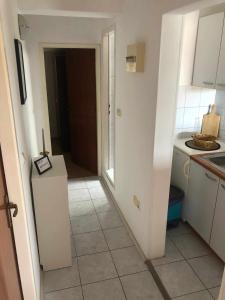 Fotografie z fotogalerie ubytování Apartmani Keti za 3 i 4 osobe v destinaci Jezera