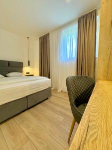 Postel nebo postele na pokoji v ubytování LUX Apartments + 33 fotografií