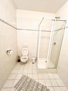 Koupelna v ubytování hotel Florian Sedlčany + 37 fotografií