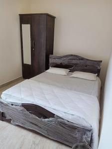 Letto o letti in una camera di Govinda Krishna Comforts
