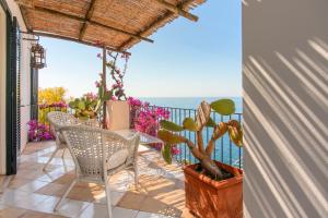 A balcony or terrace at Villa Trara
