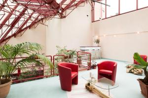Posezení v ubytování Hotel Le Cedre