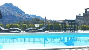 Basen w obiekcie Villa Victoria, Taormina lub w pobliżu