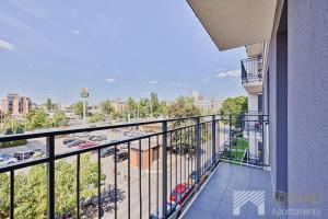 Balkon lub taras w obiekcie Central Park Supreme II by LookAp