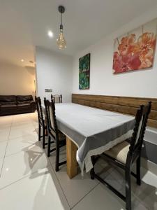 Istumisnurk majutusasutuses Lovely Dublin Home - Just 15 Mins to City Centre
