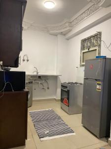 Η κουζίνα ή μικρή κουζίνα στο ستوديو ارضي مدخل خاص +5 φωτογραφίες