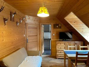 Majoituspaikan Marang Domki i Apartamenty keittiö tai keittotila