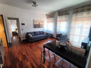 A seating area at Style Homes Brera San Marco 29