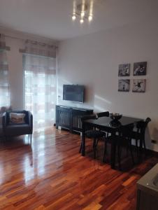 A television and/or entertainment centre at Style Homes Brera San Marco 29