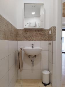Ένα μπάνιο στο La Casetta di Porta Palermo