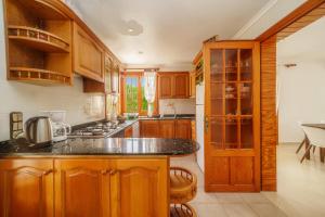 Kuchyň nebo kuchyňský kout v ubytování Casa MURTONS by Mallorca Villa Selection