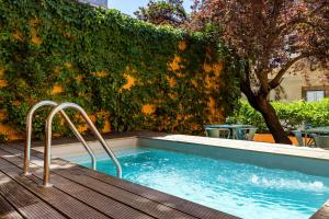 Πισίνα στο ή κοντά στο Metropolitan Living Lisbon - Janelas Verdes
