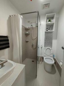 Ένα μπάνιο στο Nana's Place - Brenthill Baguio